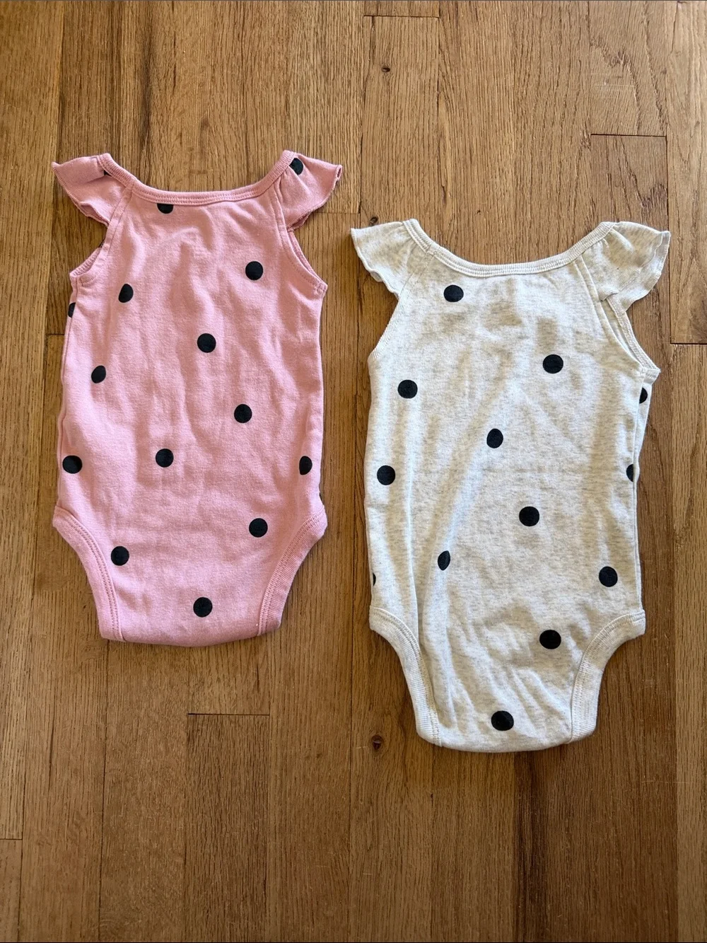 Simple Joys Polka Dot Flutter Sleeve One-Piece Bodysuit Pink & Gray Summer Lot
